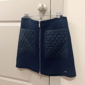 Tommy Hilfiger navy skirt with pockets
